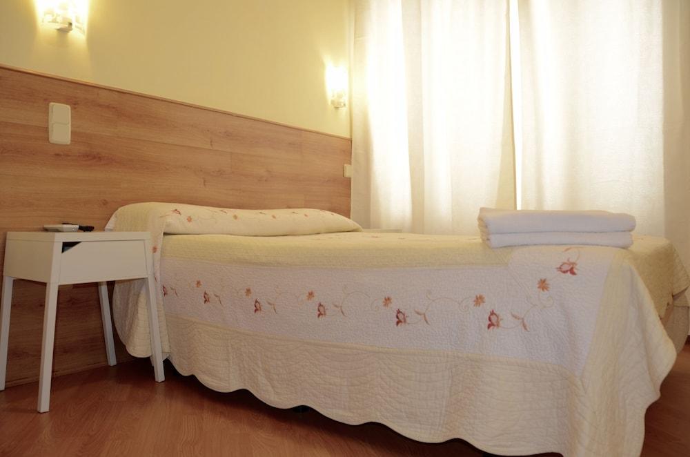 Hostal Nersan2 Madrid Exterior foto